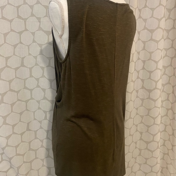 ⏰ Apt 9 - sleeveless business casual synched top - M - Picture 4 of 7